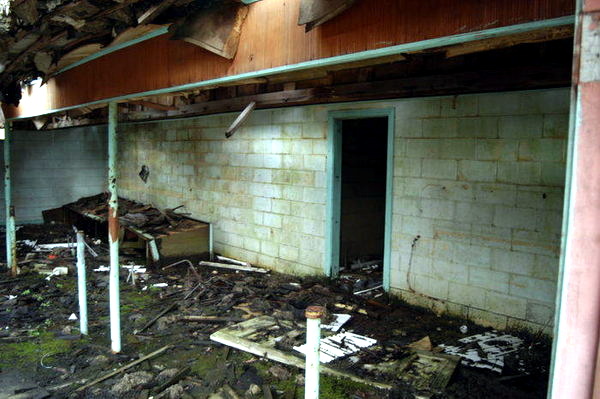 Ken-Mar Drive-In Theatre - Sept 2003 (newer photo)